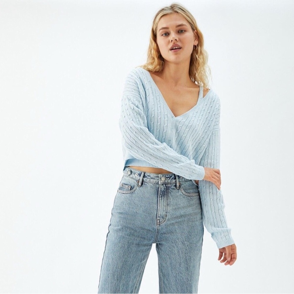 Light Blue V-Neck Cable Knit Sweater